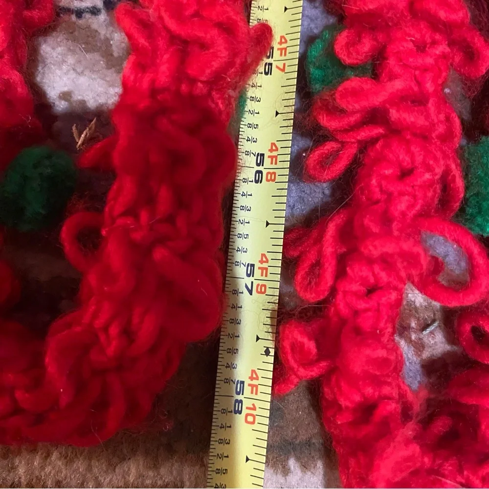 Handmade Red‎ Crochet Yarn Garlands Green Poms Christmas Decor Retro Country Lot
